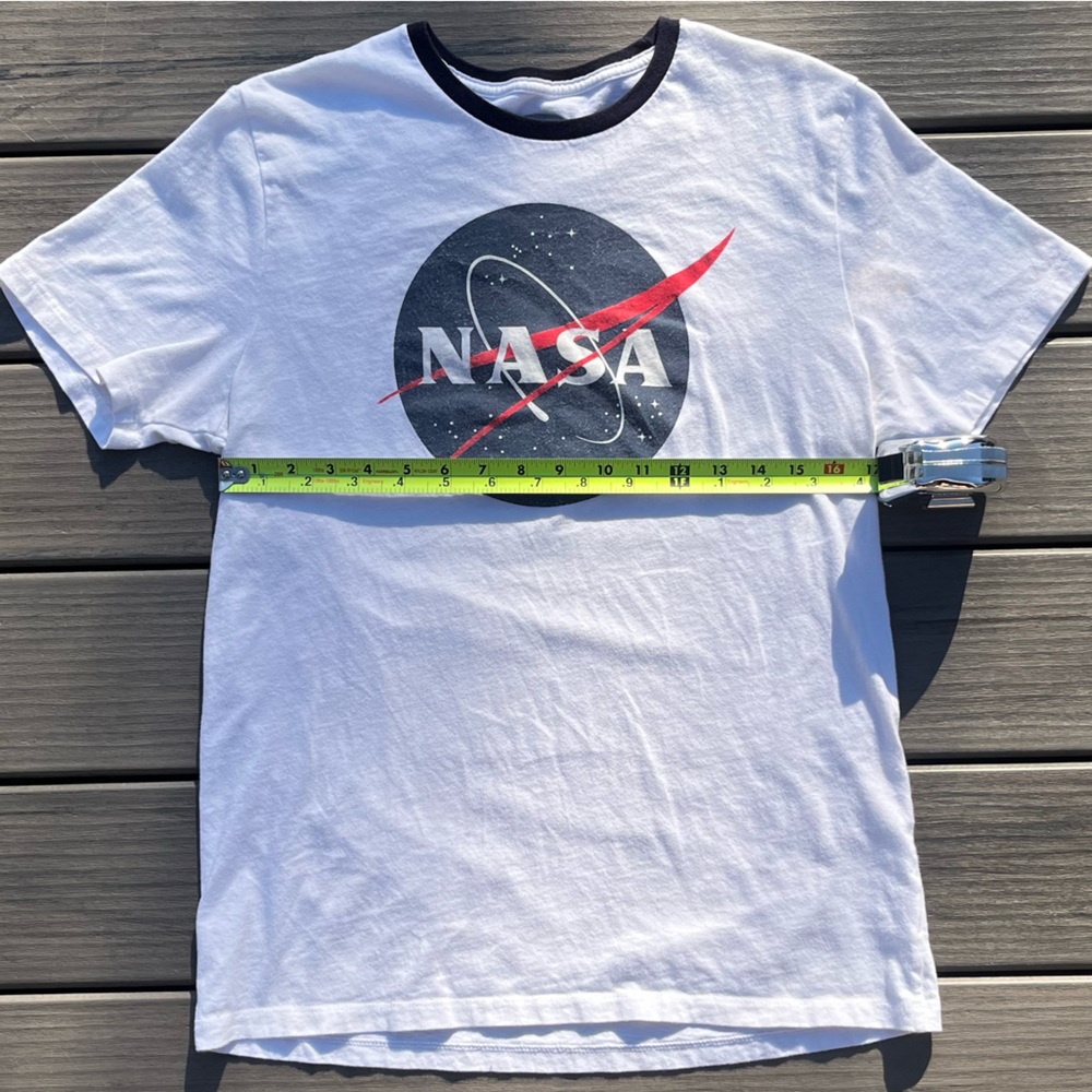 Old Navy; Classic White T-Shirt; NASA Logo Graphic; Deep Navy/Black Neckline; M - Picture 3 of 7